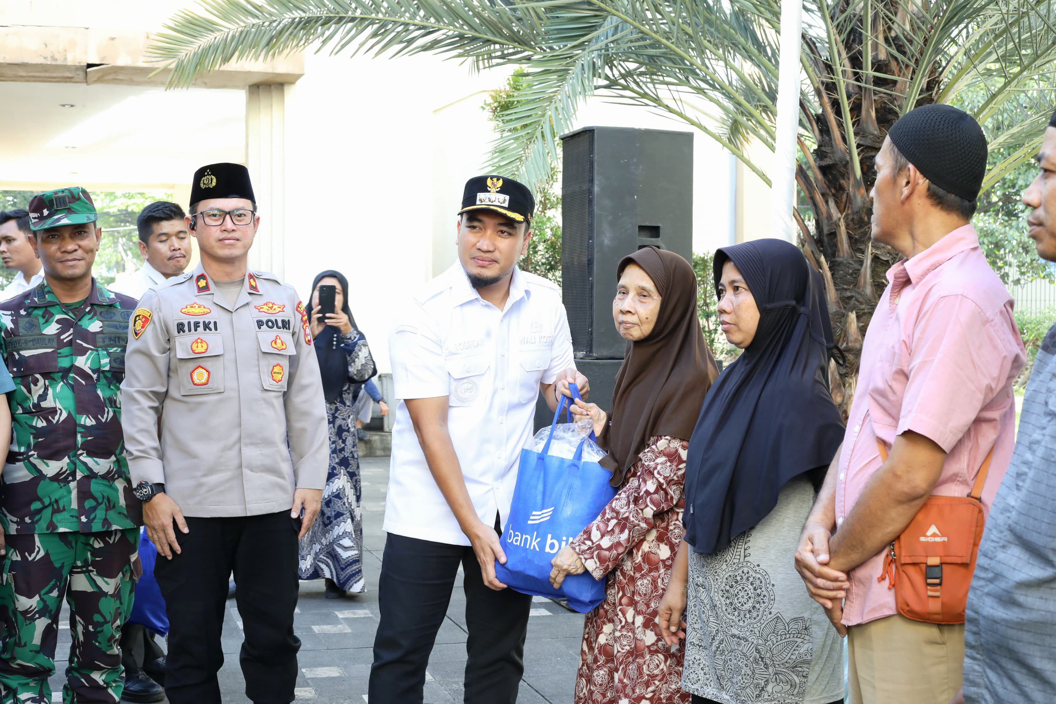 Adakan Bazar Ramadhan, Disperindag Cilegon Bagikan 250 Paket Sembako di 8 Kecamatan