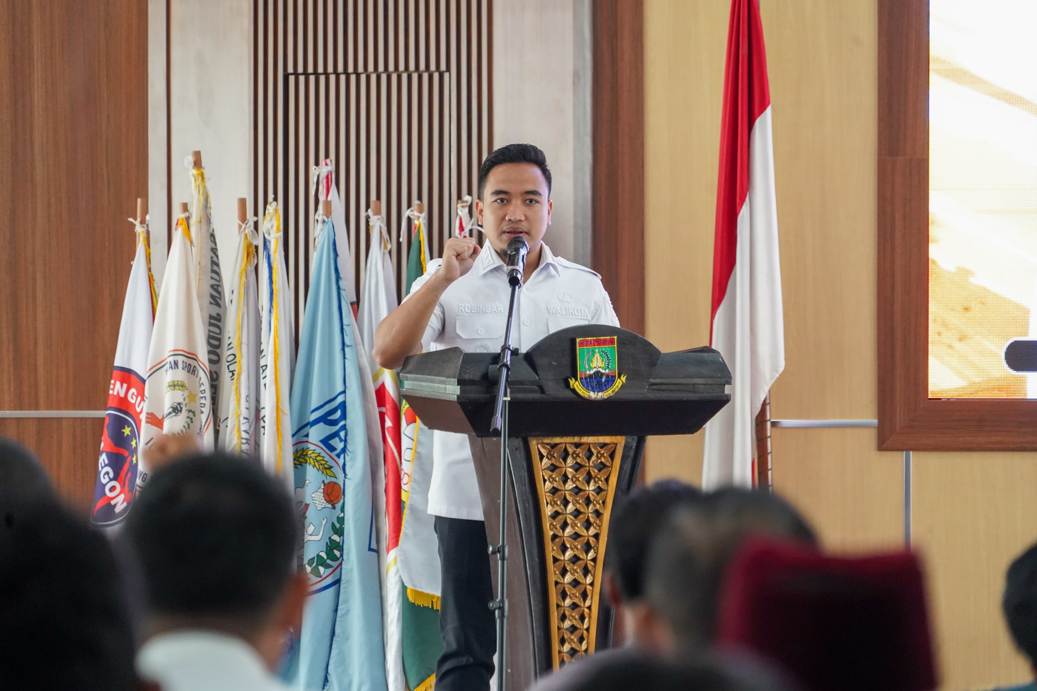 Pengurus KONI Kota Cilegon Resmi Dilantik, Wali Kota Dorong Peningkatan Prestasi Olahraga